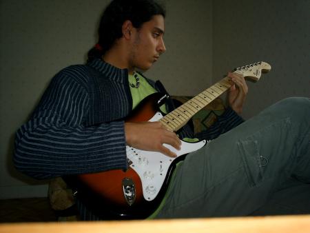 Mika�l ou le nouveau Jimi Hendrix...